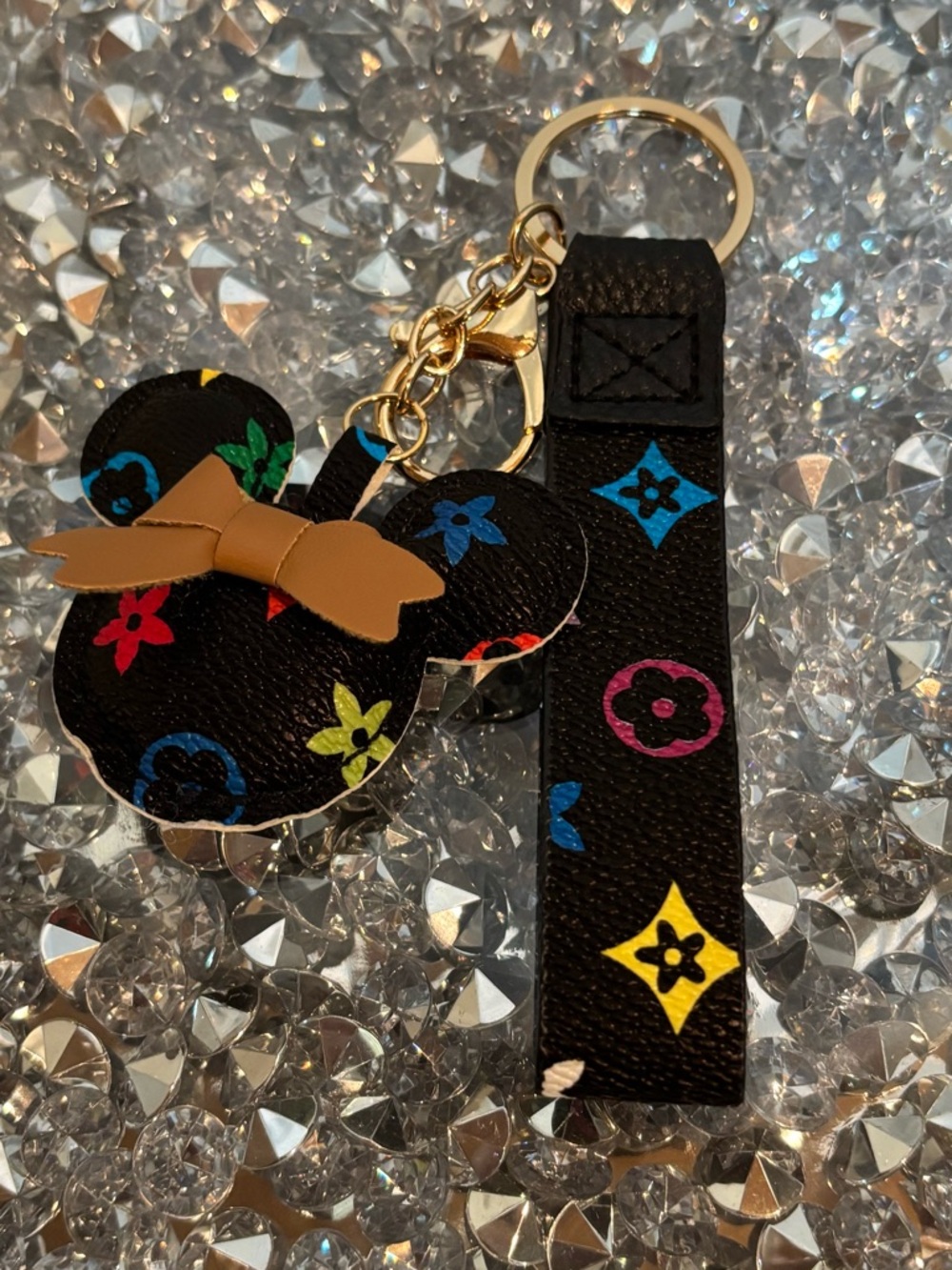 ✨ Designer Inspired Mouse Bow Keychain Wristlet ✨